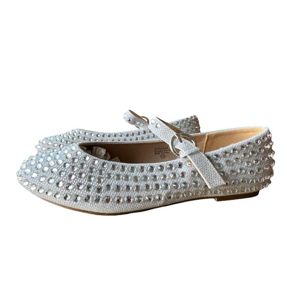 Chase & Chloe Mary Jane Ballet Flats Shoes Size 7.5 Silver Glitter Holidays NWT - Picture 1 of 11
